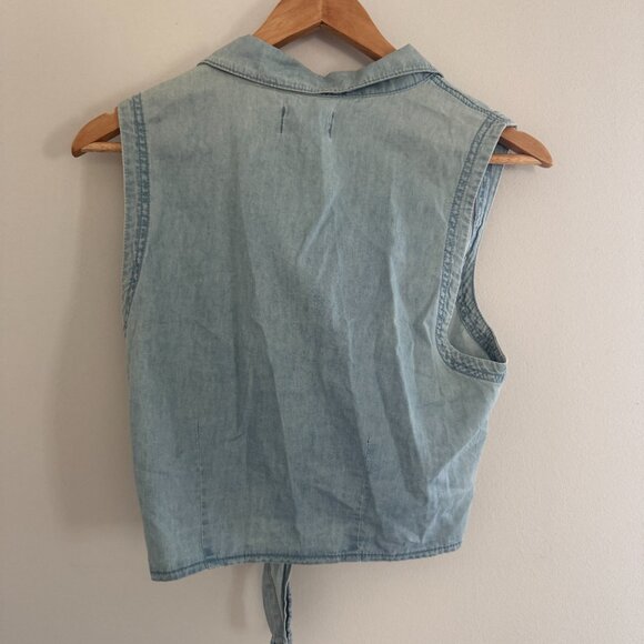 Scarlet Boulevard Chambray Tie-Front Crop Top - Picture 5 of 6